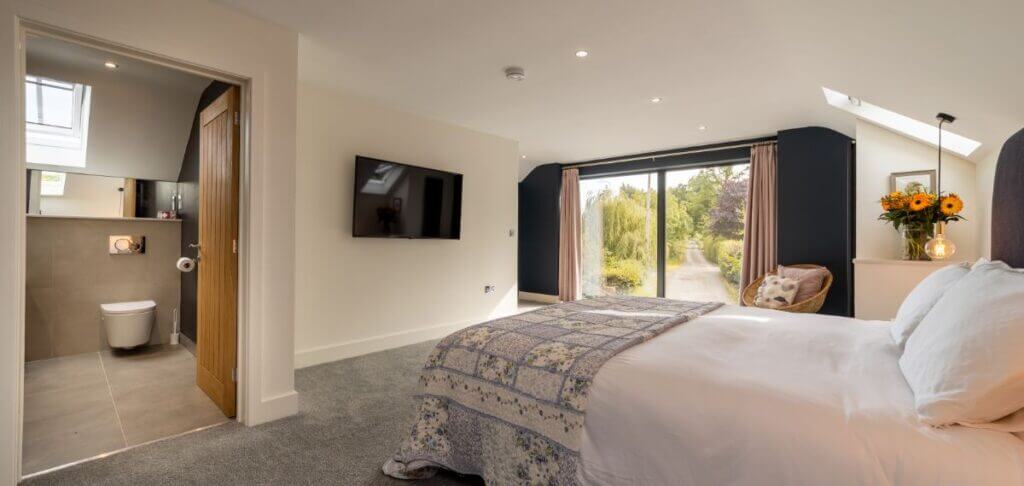 Ensuite bedroom Carlisle holiday cottage