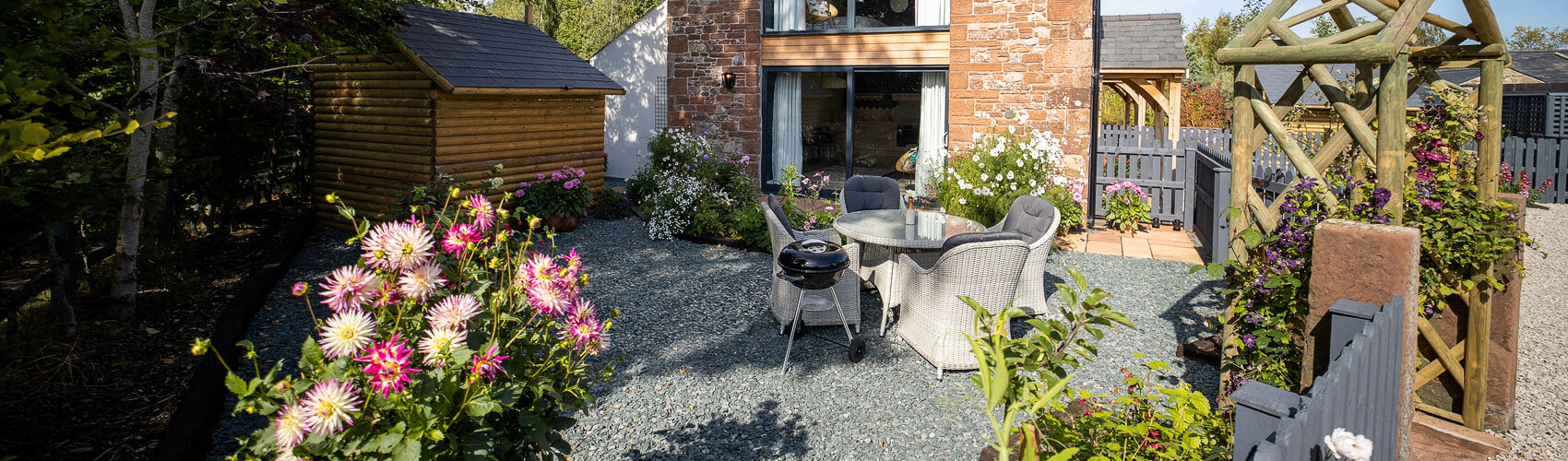 Outdoor Area - Dandelion and Hoglet Cottages