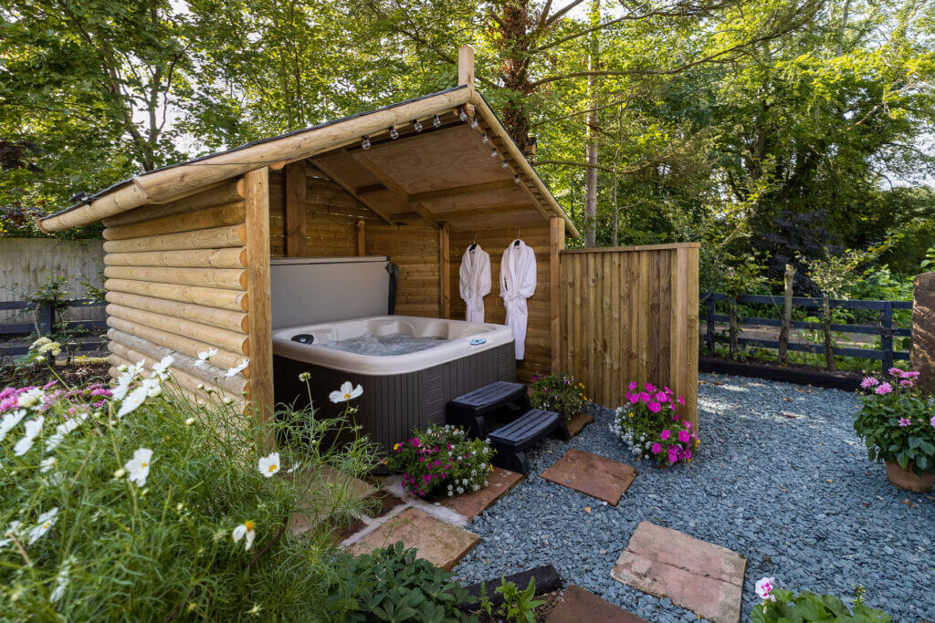 English Country Cottage Holidays near Carlisle with Hot Tub