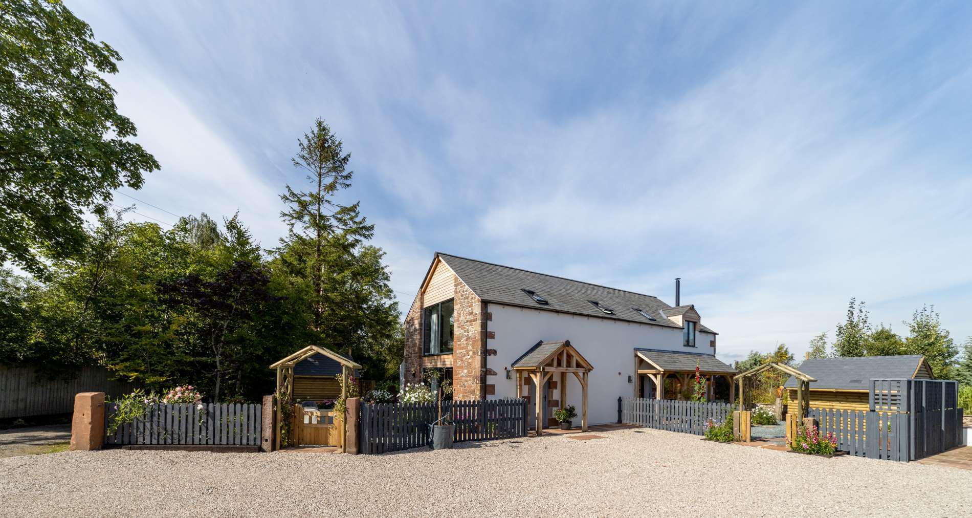 Drive and parking at Dandelion and Hoglet Holiday Cottages